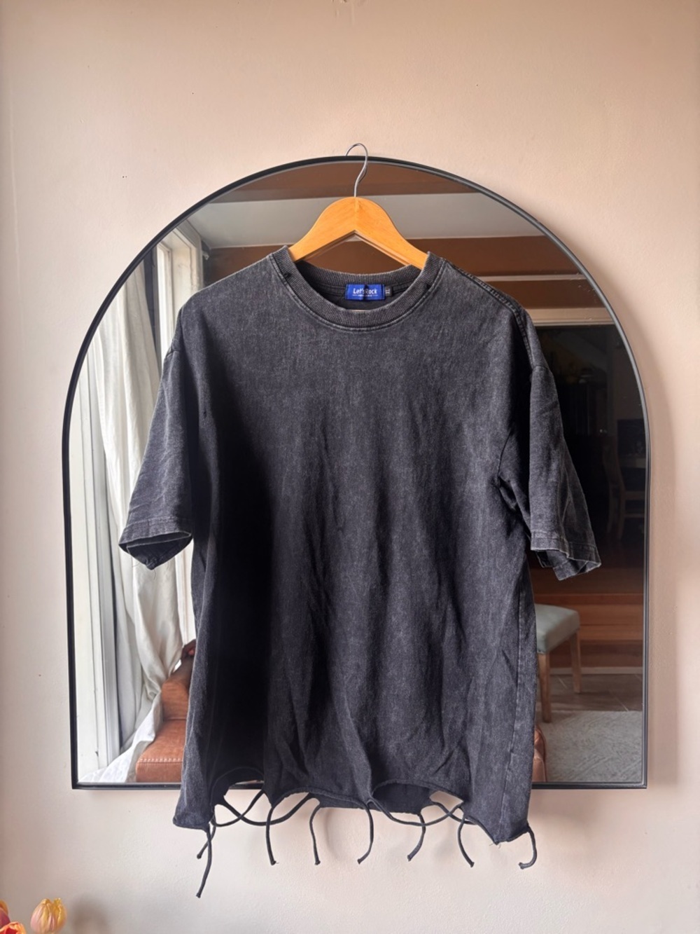 LETS ROCK | cotton distressed acid wash tee | size xl